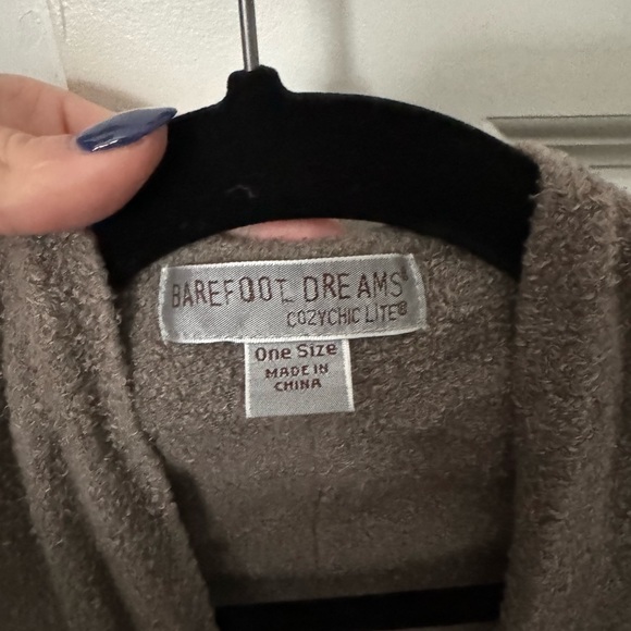 Barefoot Dreams Sweaters - barefoot dreams cozy chic lite sweater